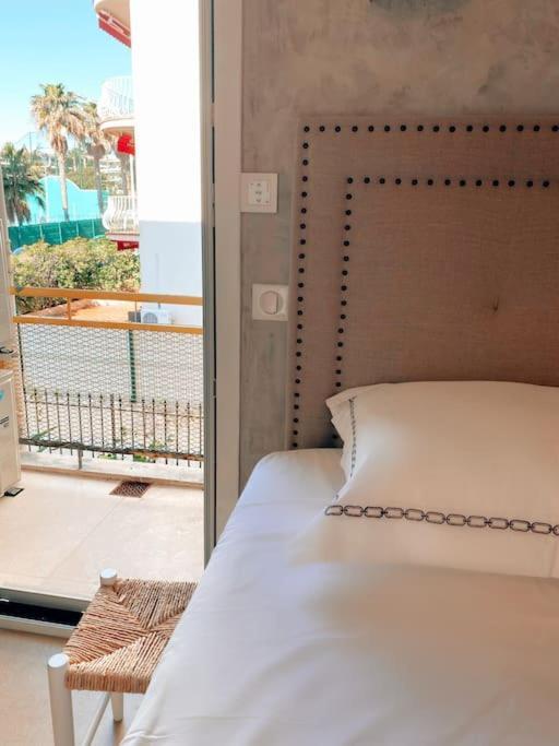 Apartment 2 Bedroom In Near The Cannes