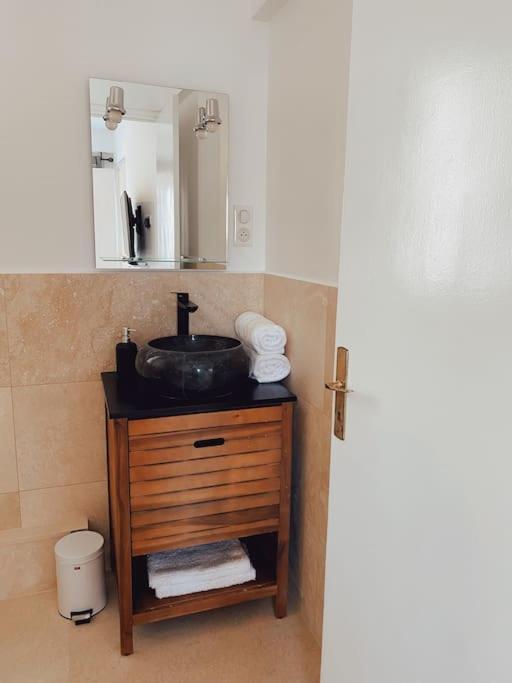 2 Bedroom In Near The Apartment