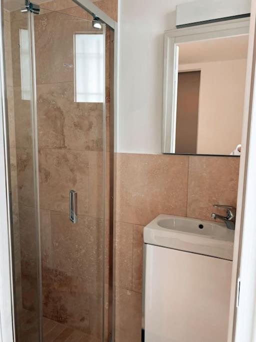 Appartamento 2 Bedroom In Near The